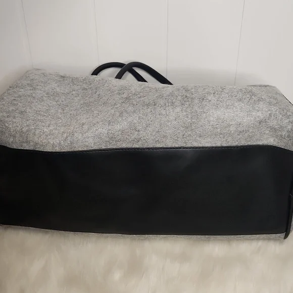 Kenneth Cole gray wool oversized weekend/duffel bag - Picture 9 of 10